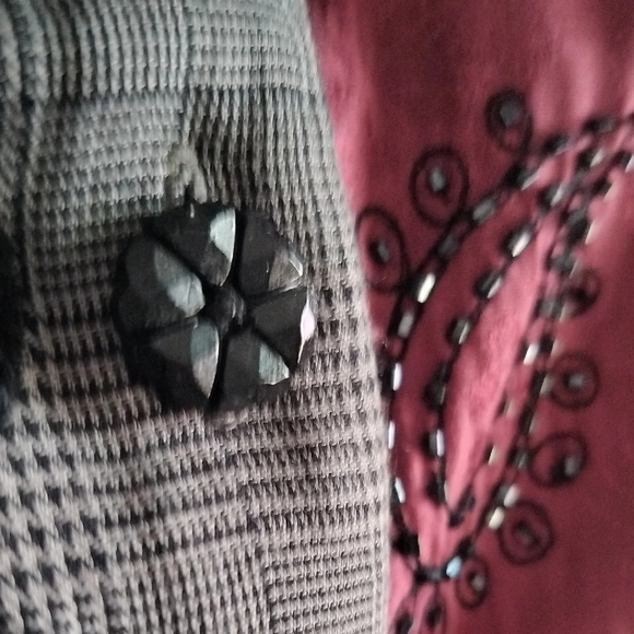 Surya Vintage Gray and Red Patchwork Blazer With Exotic Buttons - Picture 5 of 6